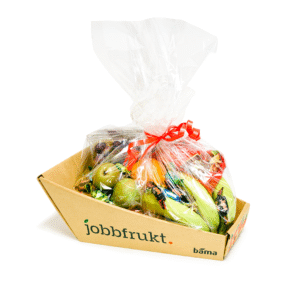 Jule fruktkurv i papp med sjokolade